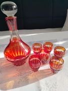 Sprzedam  kieliszki i karafkę do ze szkła szlifowanego lata 50-te