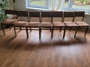 Solidne kultowe, krzesła z czasów PRL tapicerowane, brąz–nowa tapicerka