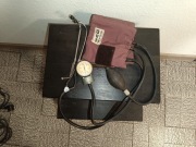 Ciśnieniomierz że stetoskopem