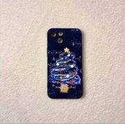 Etui świąteczne z choinka na iPhone 13 mini