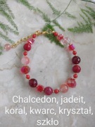 Bransoletka Soczysta Truskawka – jadeit, chalcedon, kwarc, koral, kryształ