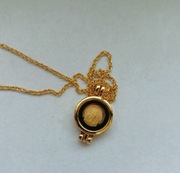 Łańcuszek ze złotą Czarną Madoną