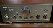 Sprzedam flgowy wzmacniacz Technicsa SU-V900