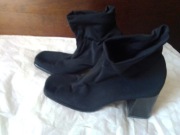 Buty damskie  materiałowe 38