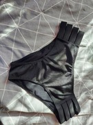 czarny dół od bikini