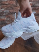 Buty sportowe 37-23,5 cm 