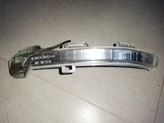 ORYGINALNY VW PASSAT B8 KIERUNKOWSKAZ LEWY LUSTERKA 3G0949101A