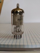 Lampa elektronowa EF86 PHILIPS (F357)