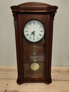 Zegar ścienny Adler.