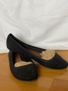 Baleriny czarne z delikatnymi dżetami rozm. 39.