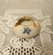 Popielniczka Ćmielów w niebieskie kwiaty PRL