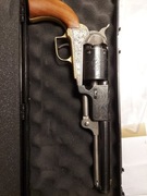 Rewolwer czarnoprochowy Colt Dragoon grawerowany