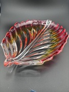 Szklana patera „Liść” – artystyczne szkło barwione, PRL / vintage