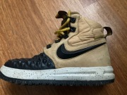 NIKE Air Force 1 watershield 35.5