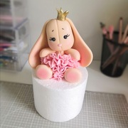 Figurka na tort - Króliczek , cukrową figurka, ozdobą na tort