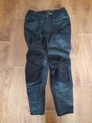 Motocykowe spodnie skórzane na ścigacza streetfighter 