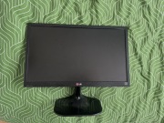 Monitor LG 22 cale