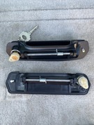 Czarny mat czarne klamki zewnętrzne Lada Niva 1.7i