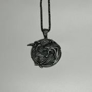 Naszyjnik Wiedźmin Szkoła Wilka Andrzej Sapkowski SZARY