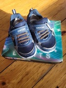 Adidaski geox lights 23