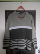 Sweter w pasy,   roz. L  Camelot