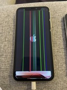 Apple iPhone XR uszkodzony wyświetlacz