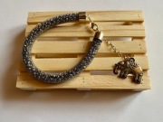 Bransoletka ręcznie robiona z koralików