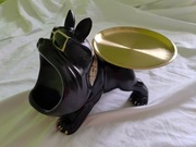 Stylowy buldog z tacką dekoracja