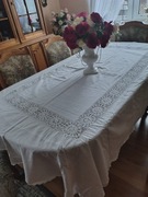 Duży biały obrus 126/226