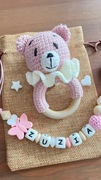 Zestaw: grzechotka miś+personalizowana zawieszka z imieniem na smoczek 
