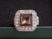 Pierścionek vintage glamour duży kamień smoky cyrkonie elegancki