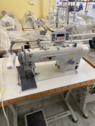 Przemysłowa stebnówka Siruba DL7000-NH1-13, transport igłowy