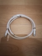Biały kabel magnetyczny z końcówkami USB typu C.