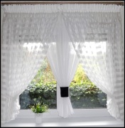 Firany gotowe na karnisz 200cm