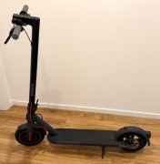 Hulajnoga elektryczna XIAOMI 4 Pro Czarny