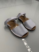 Sandals White Białe sandały damskie dziewczęce dla dziewczynki klapki lato