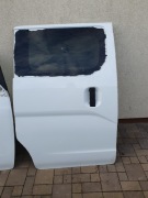 Drzwi boczne prawe przesuwne Nissan Nv 200 2012r 