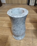 Wazon graniotowy tulipan na nagrobek