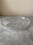 Komplet salaterek miseczek z serii „Muszla” projektu Ludwika Fiedorowicza