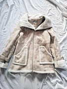 Ładny jasny kożuszek Steve Madden L