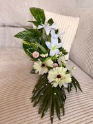 Stroik nagrobny z białych kwiatów w ceramicznej doniczce!