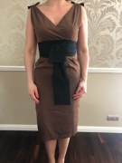 Przepiękna, elegancka sukienka firmy SIMPLE rozm. 36