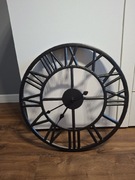 Zegar na ścianę o średnicy 45cm, metalowy.