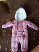 Zimowy kombinezon dla dziecka