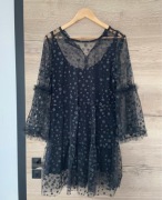 Sukienka w kropki z brokatem