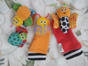 Grzechotki robaczki na rączki i nóżki, Lamaze