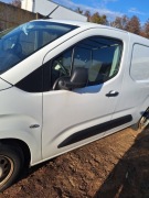 Peugeot Partner Berlingo drzwi przednie lewe