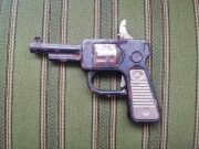 Pistolet odpustowy lata 80