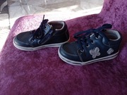 Półbuty granatowe w srebrne motylki lupilu 25