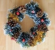 Stroik świąteczny - wianek z szyszką.